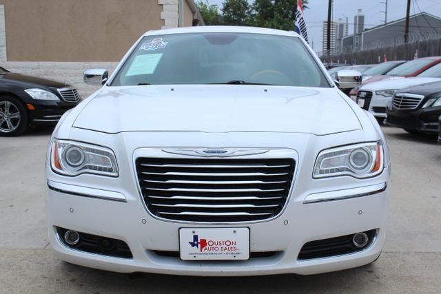  2014 Chrysler 300C Base For Sale Specifications, Price and Images