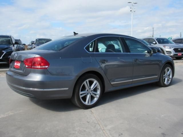  2014 Volkswagen Passat 2.0L TDI SEL Premium For Sale Specifications, Price and Images