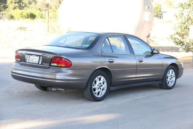  2001 Oldsmobile Intrigue GL For Sale Specifications, Price and Images