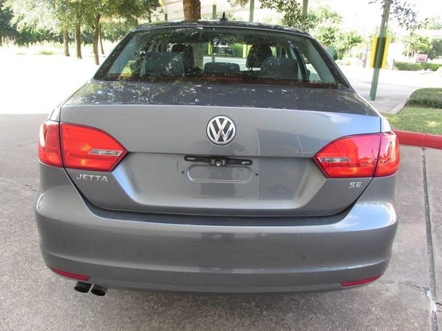 2014 Volkswagen Jetta Auto SE w/Connectivity PZEV For Sale Specifications, Price and Images