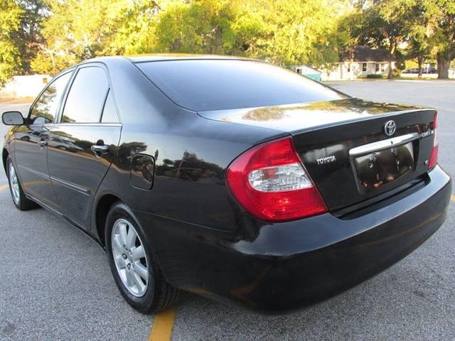  2003 Toyota Camry XLE For Sale Specifications, Price and Images