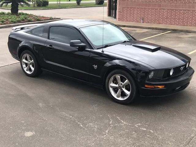  2009 Ford Mustang GT Premium For Sale Specifications, Price and Images