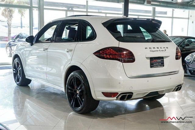  2014 Porsche Cayenne Turbo S For Sale Specifications, Price and Images