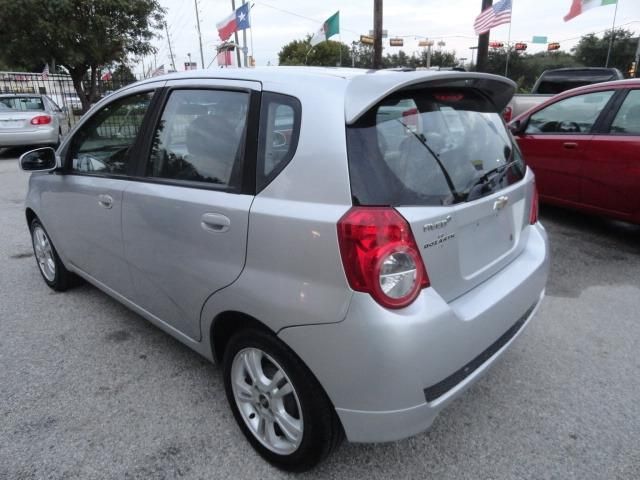  2011 Chevrolet Aveo 5 LT For Sale Specifications, Price and Images