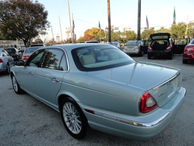  2006 Jaguar XJ8 For Sale Specifications, Price and Images