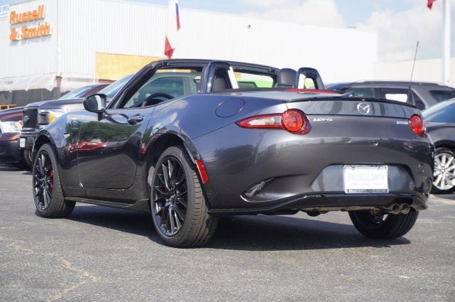  2019 Mazda MX-5 Miata Club For Sale Specifications, Price and Images