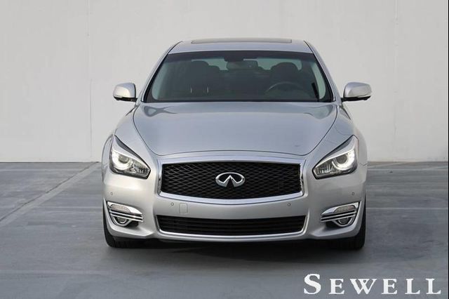  2015 INFINITI Q70 5.6 For Sale Specifications, Price and Images