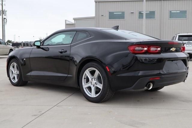  2019 Chevrolet Camaro 1LT For Sale Specifications, Price and Images