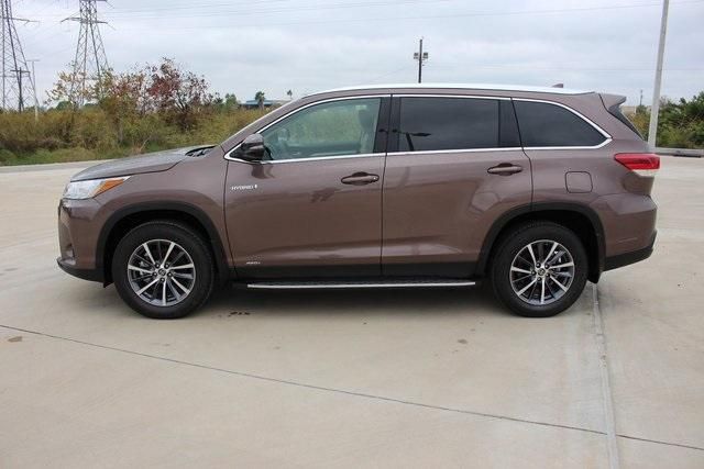  2019 Toyota Highlander Hybrid XLE For Sale Specifications, Price and Images