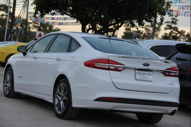  2017 Ford Fusion Hybrid SE For Sale Specifications, Price and Images