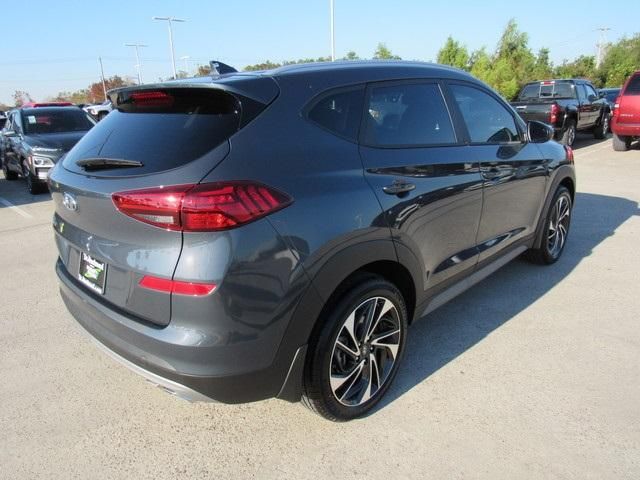  2018 Jaguar F-PACE 30t Premium For Sale Specifications, Price and Images