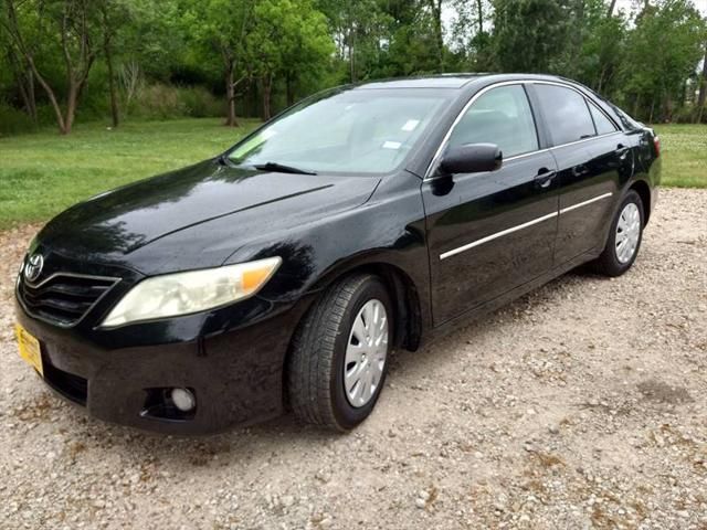  2010 Toyota Camry LE