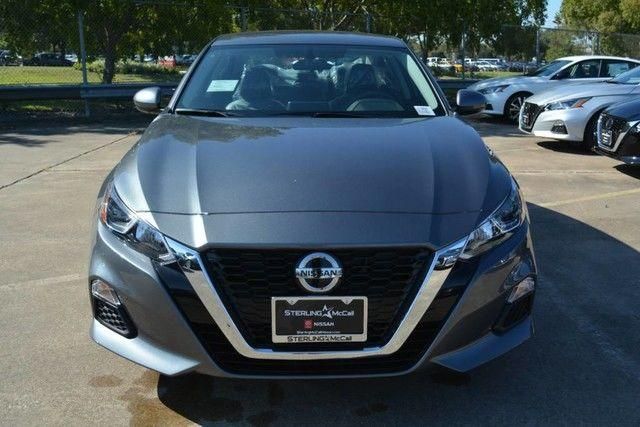 Certified 2017 Nissan Sentra S For Sale Specifications, Price and Images