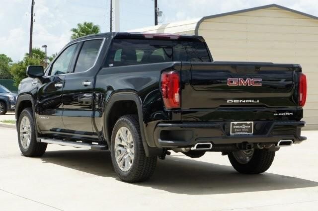  2017 GMC Sierra 2500 SLT For Sale Specifications, Price and Images