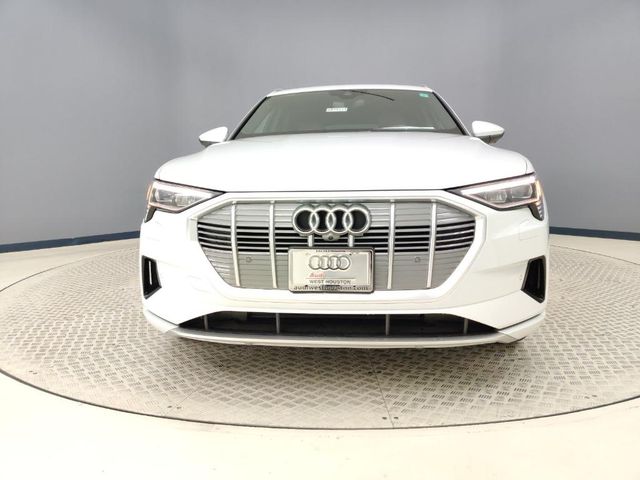  2019 Audi e-tron Premium Plus