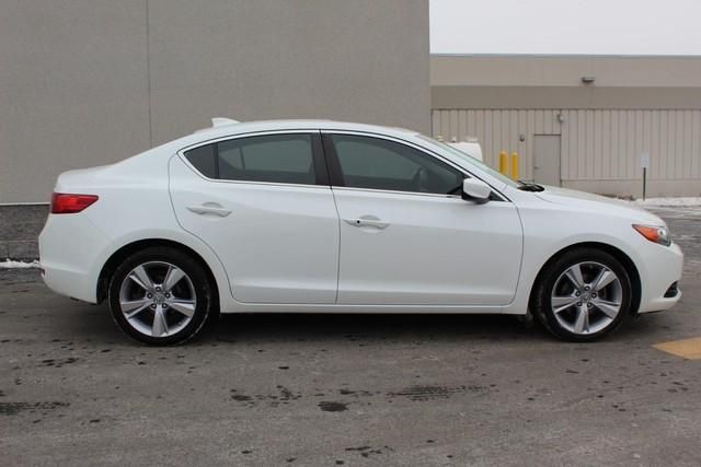 Certified 2015 Acura ILX 2.0L w/Premium Package