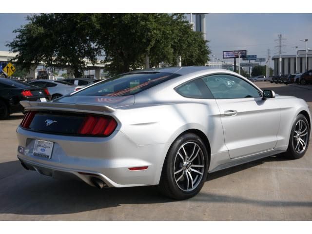  2005 Ford Mustang Deluxe For Sale Specifications, Price and Images
