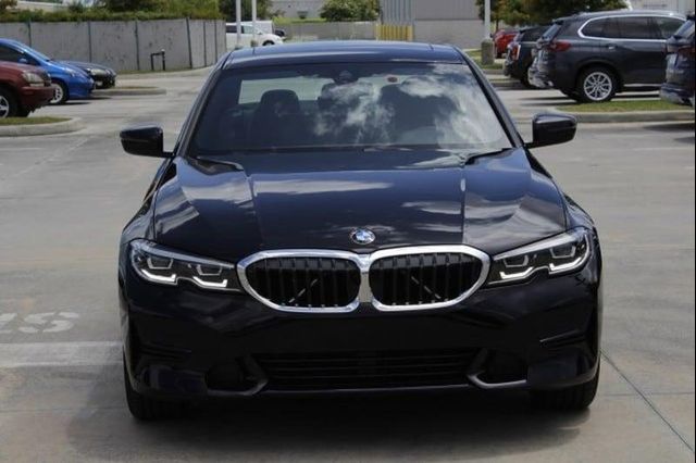  2019 BMW 330 i
