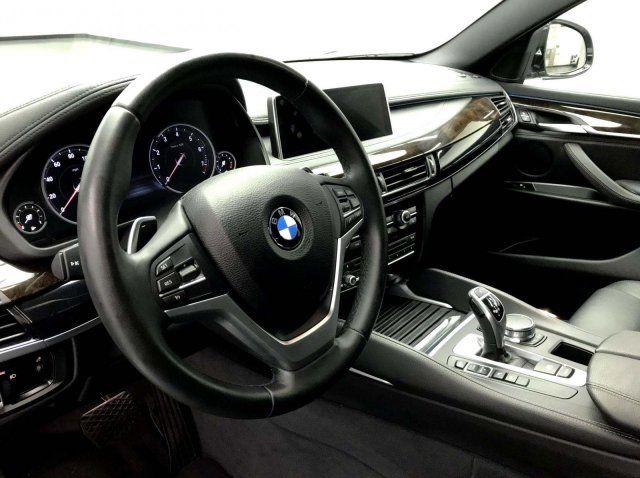  2019 BMW 530 i xDrive For Sale Specifications, Price and Images
