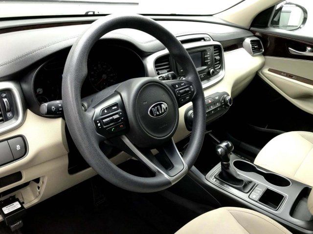 Certified 2017 Toyota Highlander Limited Platinum For Sale Specifications, Price and Images