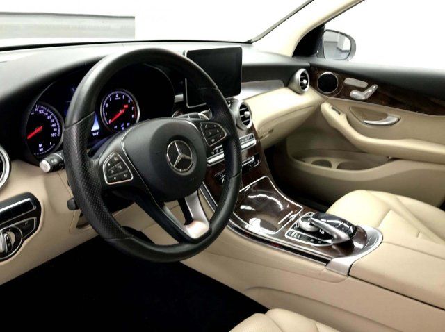  2016 Mercedes-Benz GLC 300