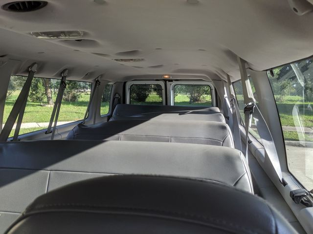  2003 Ford E350 Super Duty XL Extended Wagon