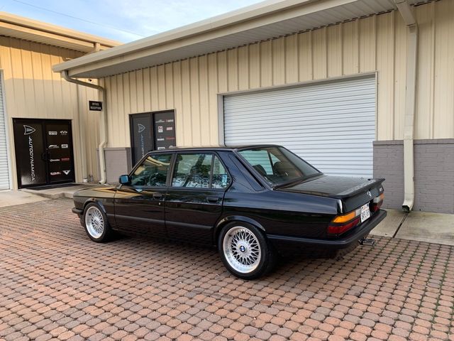  1988 BMW M5