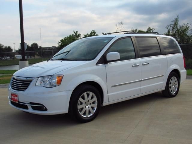  2015 Chrysler Town & Country Touring